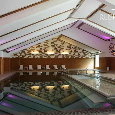 アパートホテル Ruskovets Thermal &