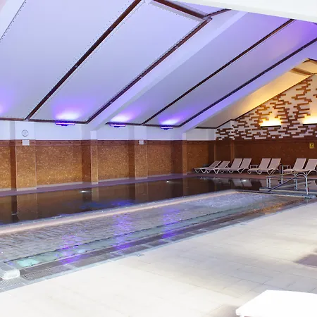 Апарт-отель Ruskovets Thermal & 4*