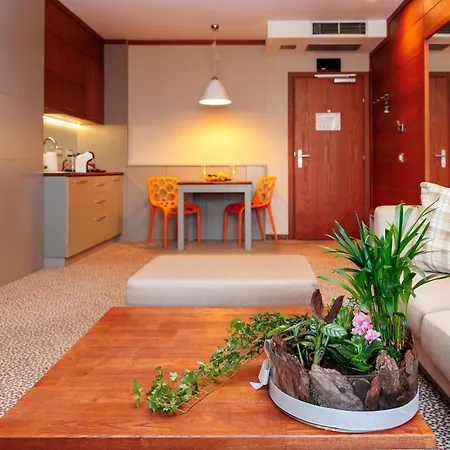 Ruskovets Thermal & 公寓式酒店 4*