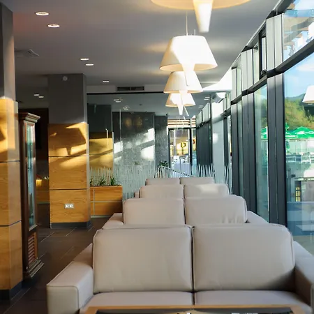 Ruskovets Thermal & 4* バンスコ